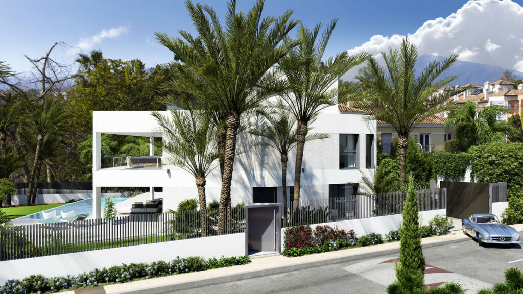 Detached Villa Guadalmina Baja Málaga - image 4