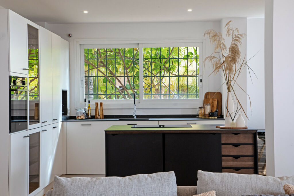 Penthouse Nueva Andalucía Málaga - image 5