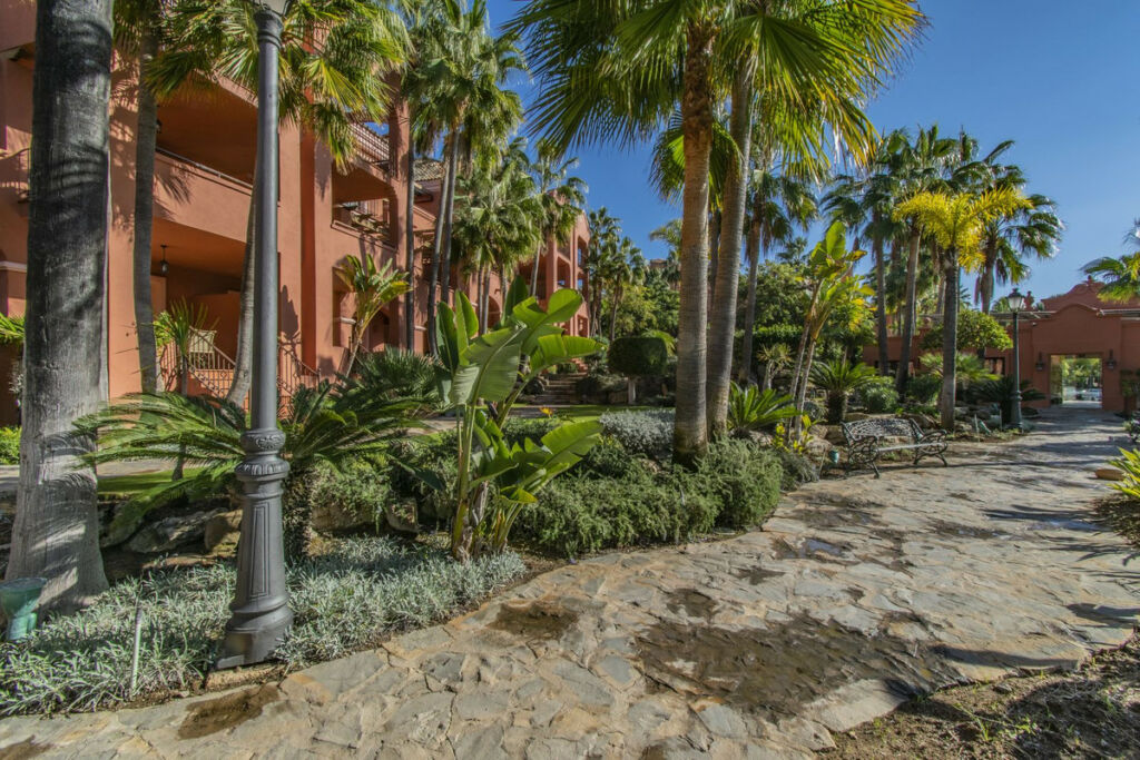 Ground Floor Apartment Puerto Banús Málaga - image 40