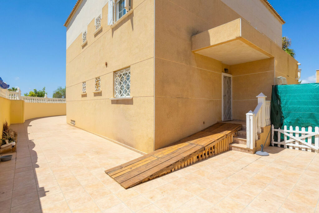 Detached Villa La Siesta Alicante - image 42