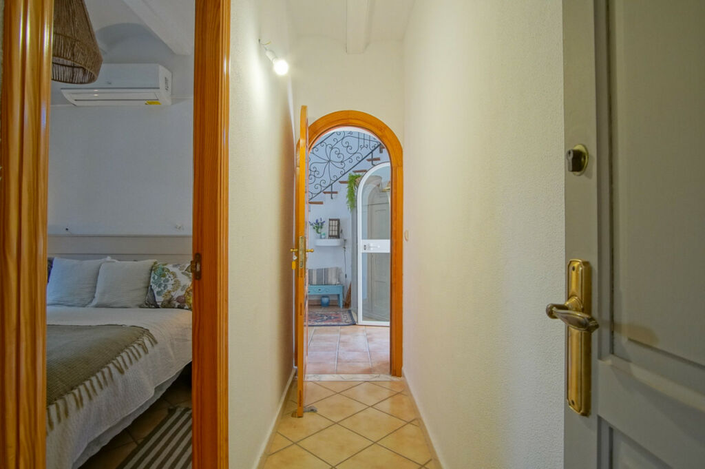 Detached Villa Els Poblets Alicante - image 42