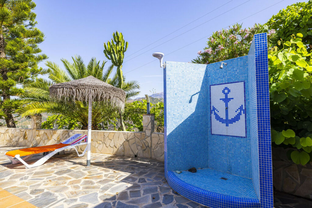 Detached Villa Sayalonga Málaga - image 44