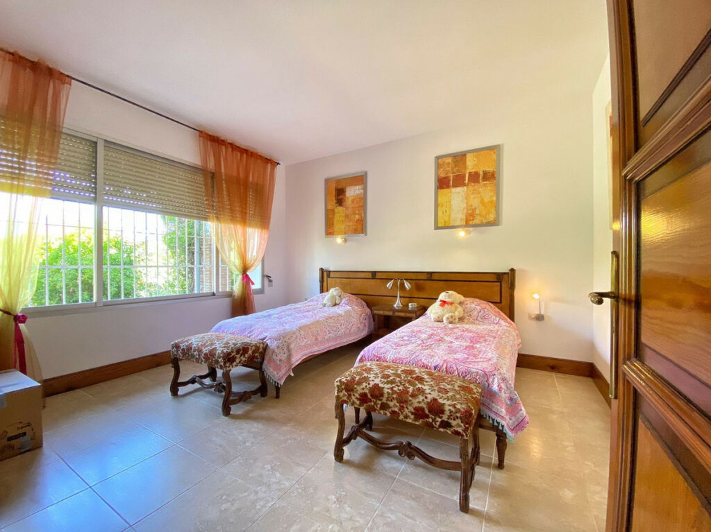 Detached Villa Marbella Málaga - image 45