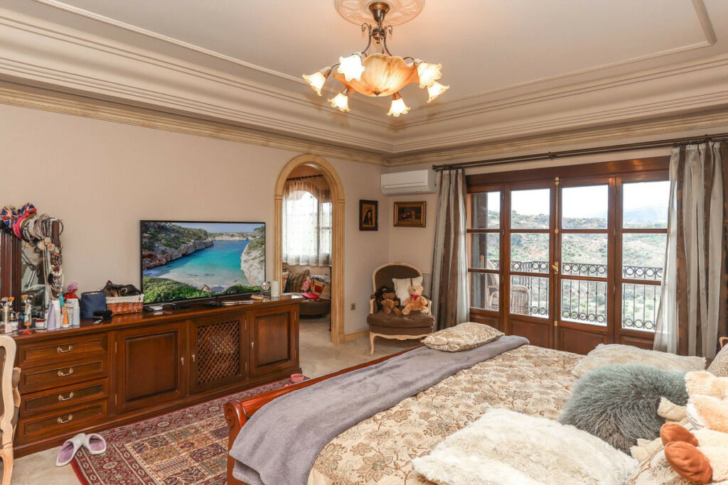 Detached Villa Monda Málaga - image 48