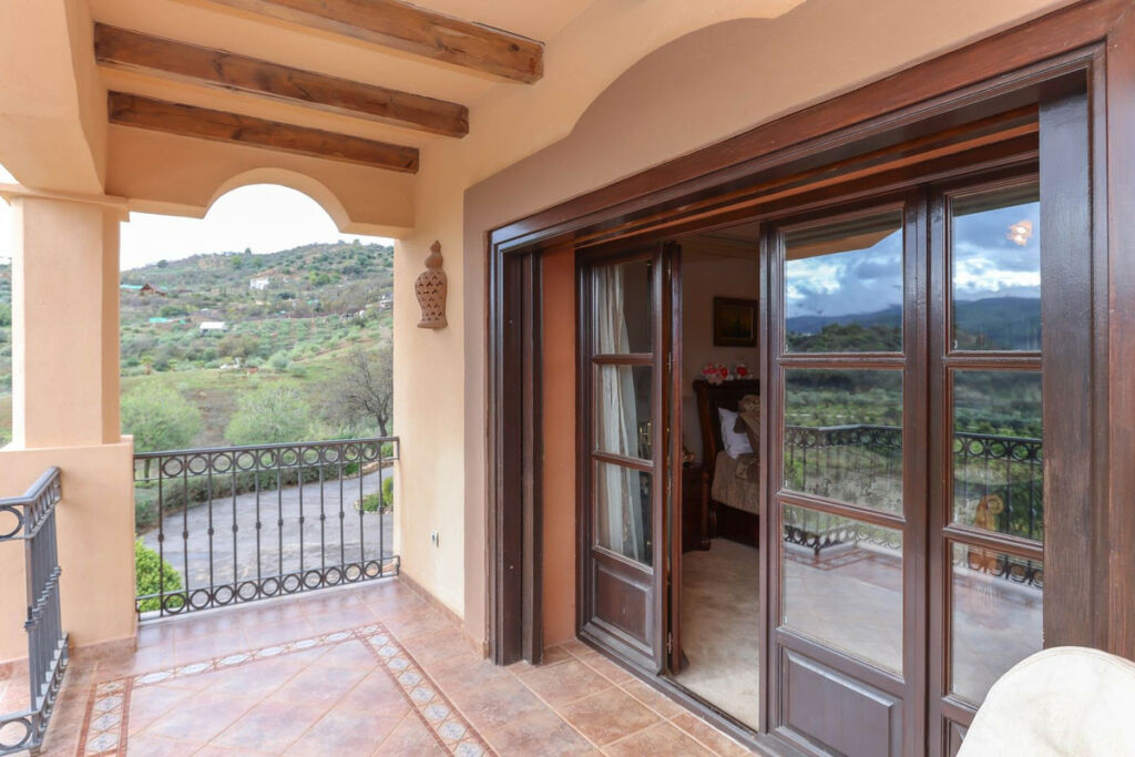 Detached Villa Monda Málaga - image 49