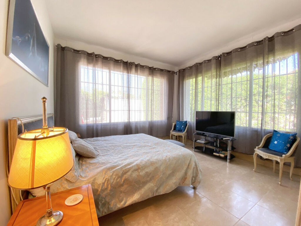 Detached Villa Marbella Málaga - image 49