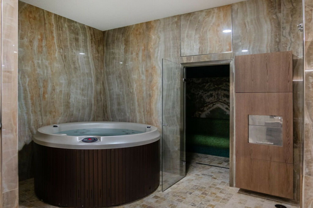 Detached Villa Benahavís Málaga - image 49