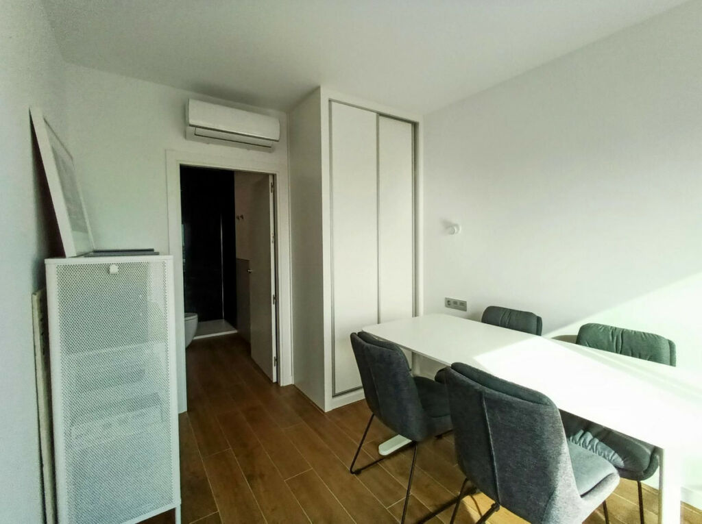 Middle Floor Apartment Málaga Centro Málaga - image 6