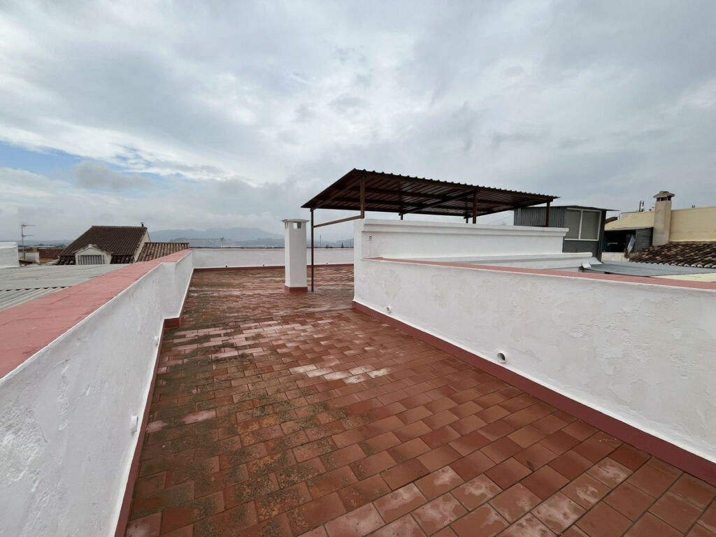 Townhouse Pizarra Málaga - image 5