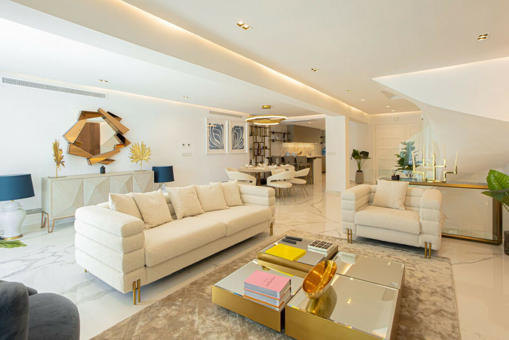 Townhouse The Golden Mile Málaga - image 5