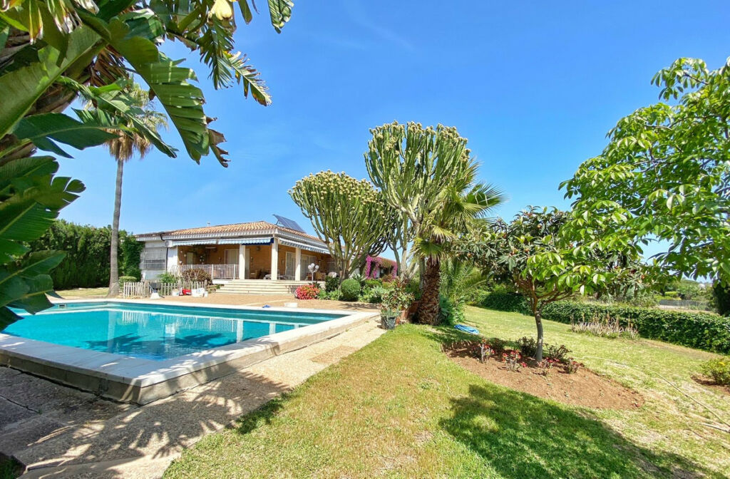 Detached Villa Marbella Málaga - image 6