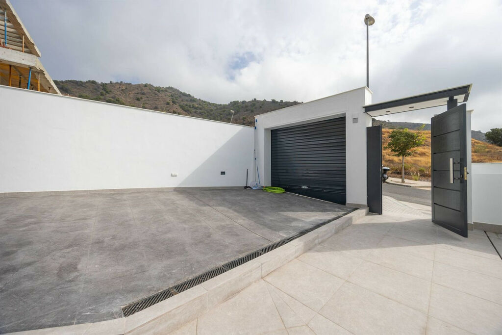 Detached Villa Nerja Málaga - image 5