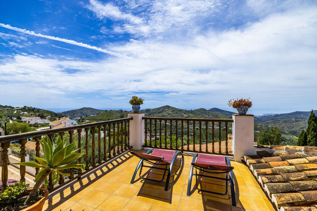 Detached Villa Cómpeta Málaga - image 51