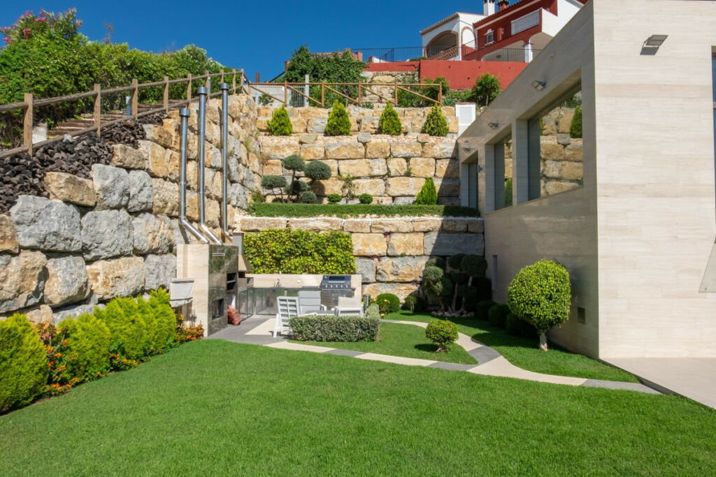 Detached Villa Benahavís Málaga - image 52
