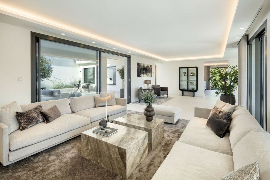 Detached Villa Nueva Andalucía Málaga - image 47
