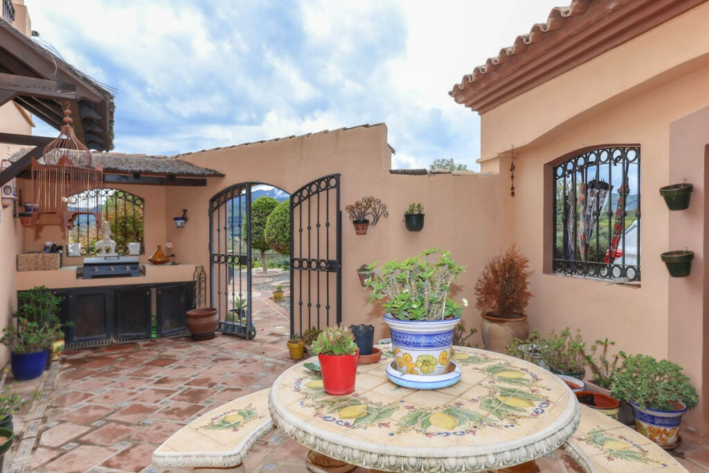 Detached Villa Monda Málaga - image 55