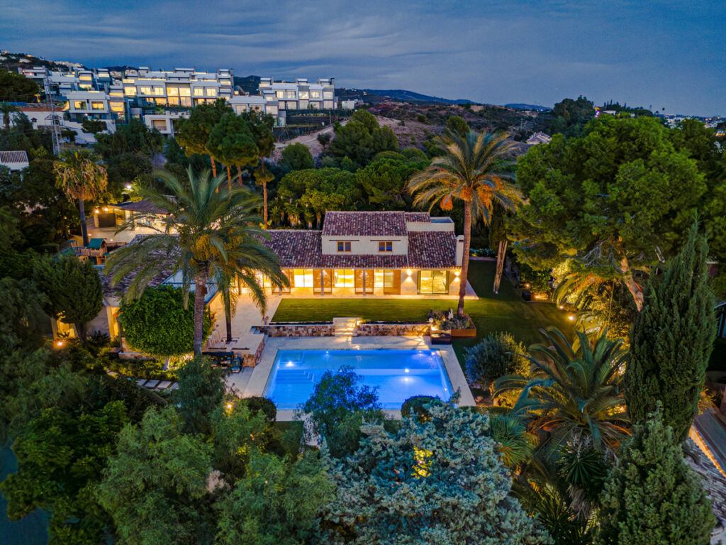 Detached Villa Río Real Málaga - image 57