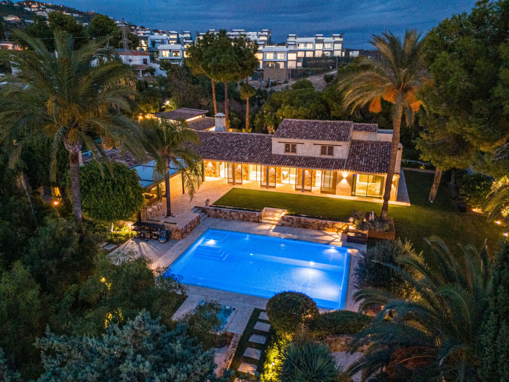 Detached Villa Río Real Málaga - image 58