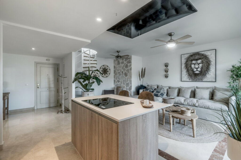 Penthouse Nueva Andalucía Málaga - image 6