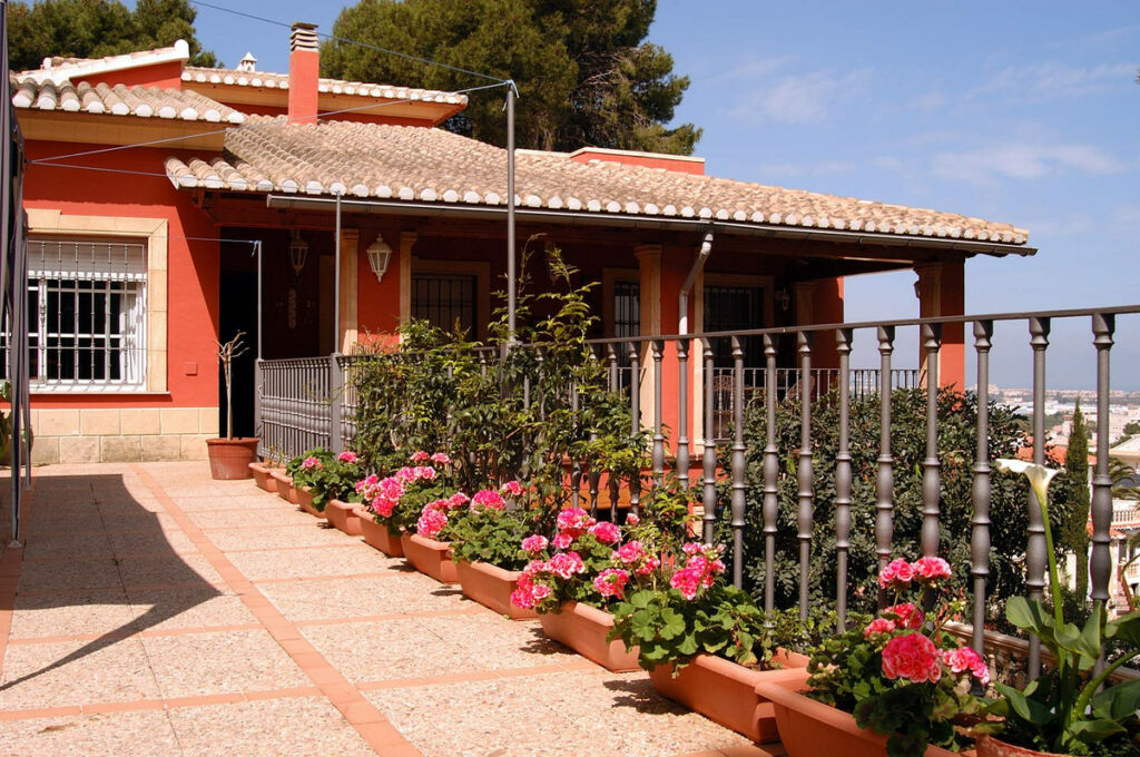 Detached Villa Denia Alicante - image 6