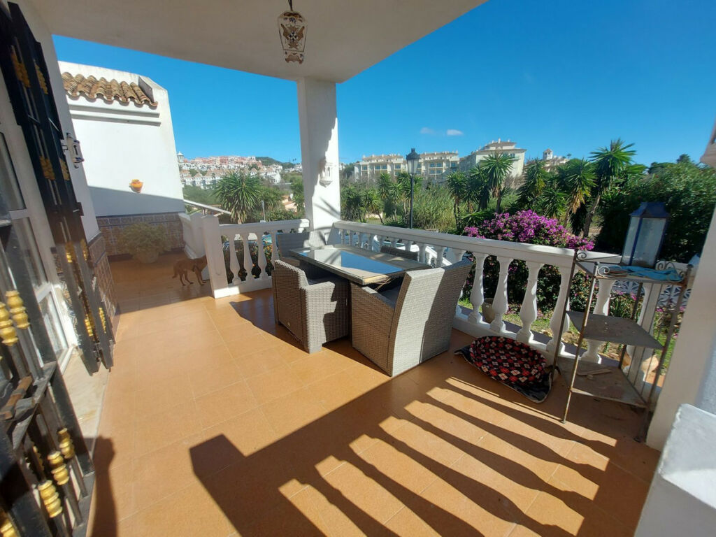 Detached Villa La Duquesa Málaga - image 7