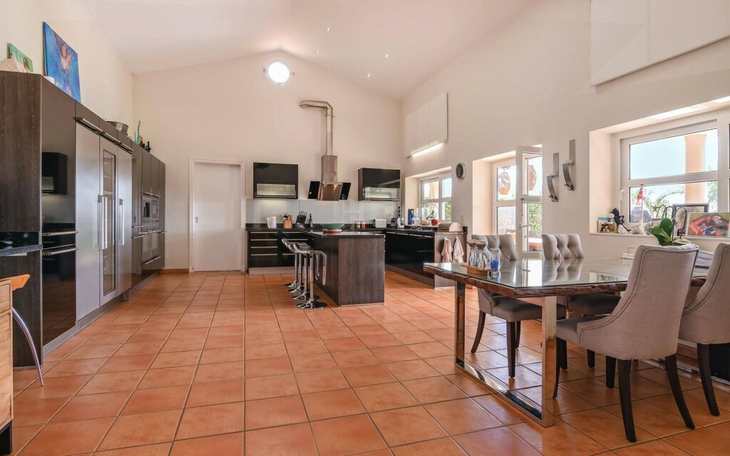 Detached Villa Sotogrande Cádiz - image 6