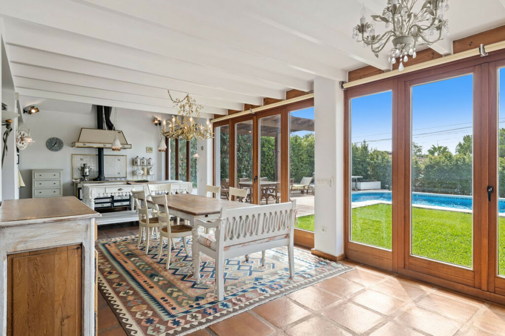 Detached Villa Marbesa Málaga - image 6