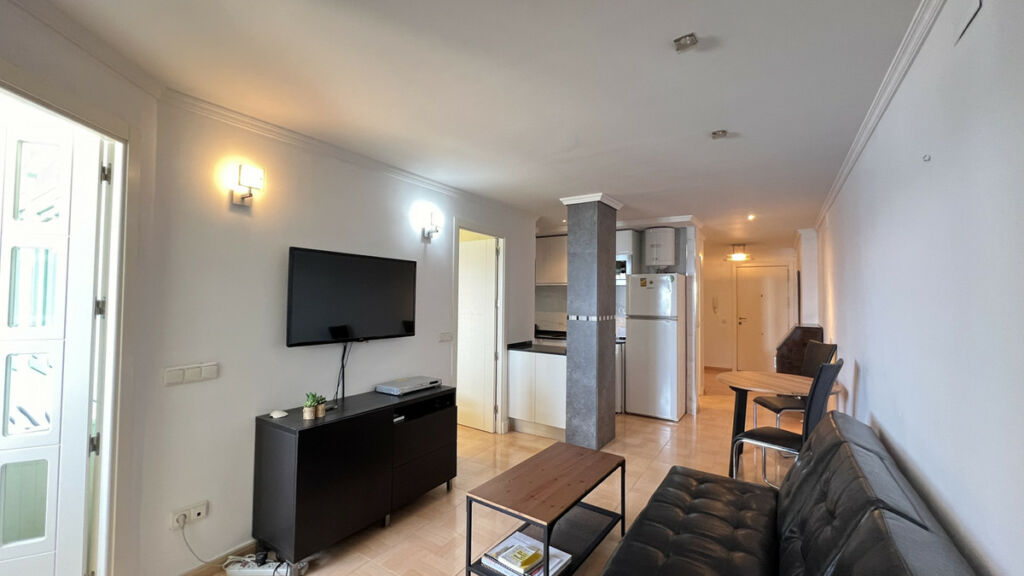 Middle Floor Apartment San Luis de Sabinillas Málaga - image 6