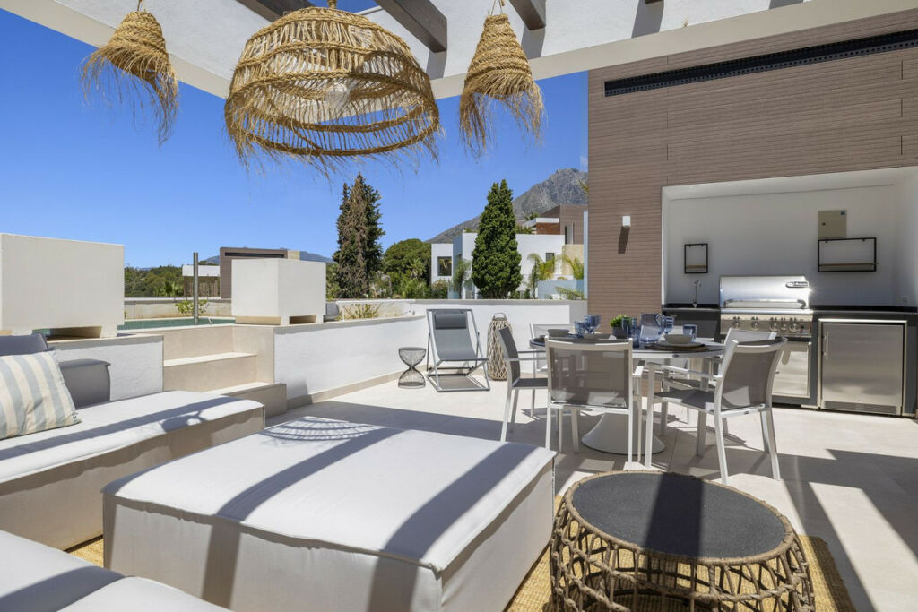 Detached Villa Marbella Málaga - image 64