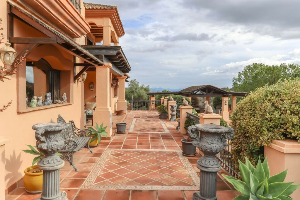 Detached Villa Monda Málaga - image 64