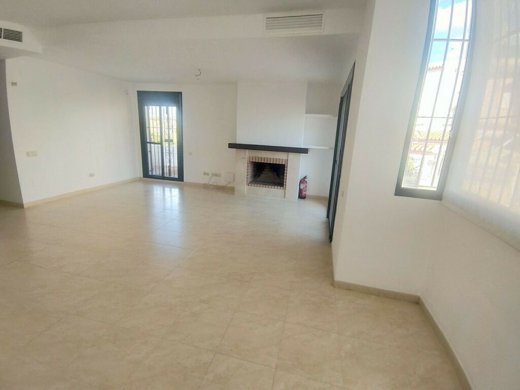 Semi-Detached House Cancelada Málaga - image 7