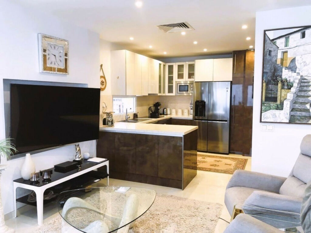 Penthouse Fuengirola Málaga - image 7