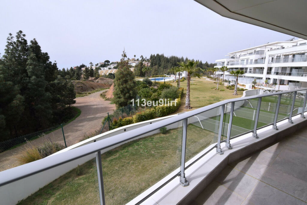 Middle Floor Apartment Mijas Costa Málaga - image 7