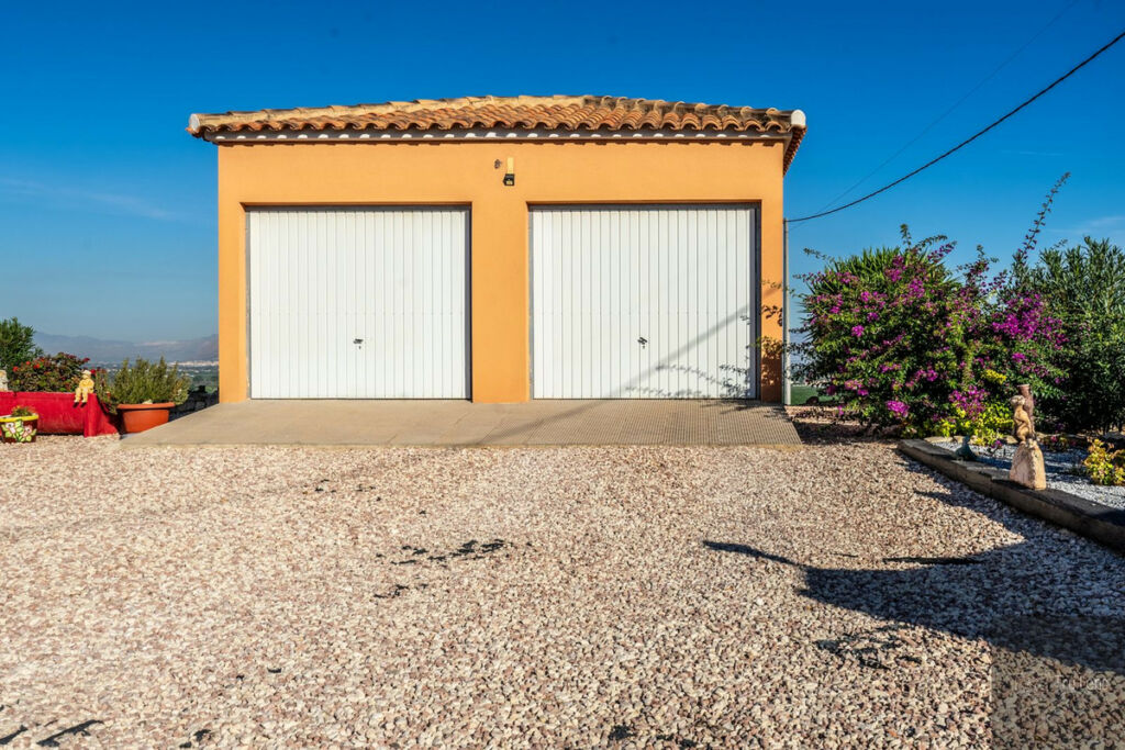 Detached Villa Benejuzar Alicante - image 7