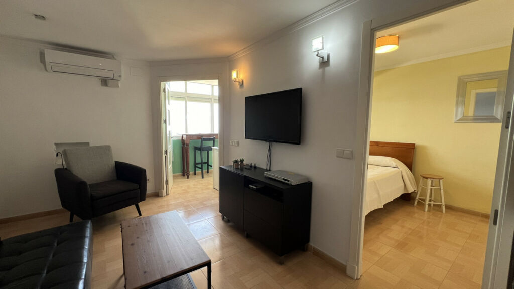 Middle Floor Apartment San Luis de Sabinillas Málaga - image 7