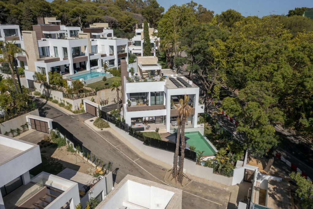 Detached Villa Marbella Málaga - image 72