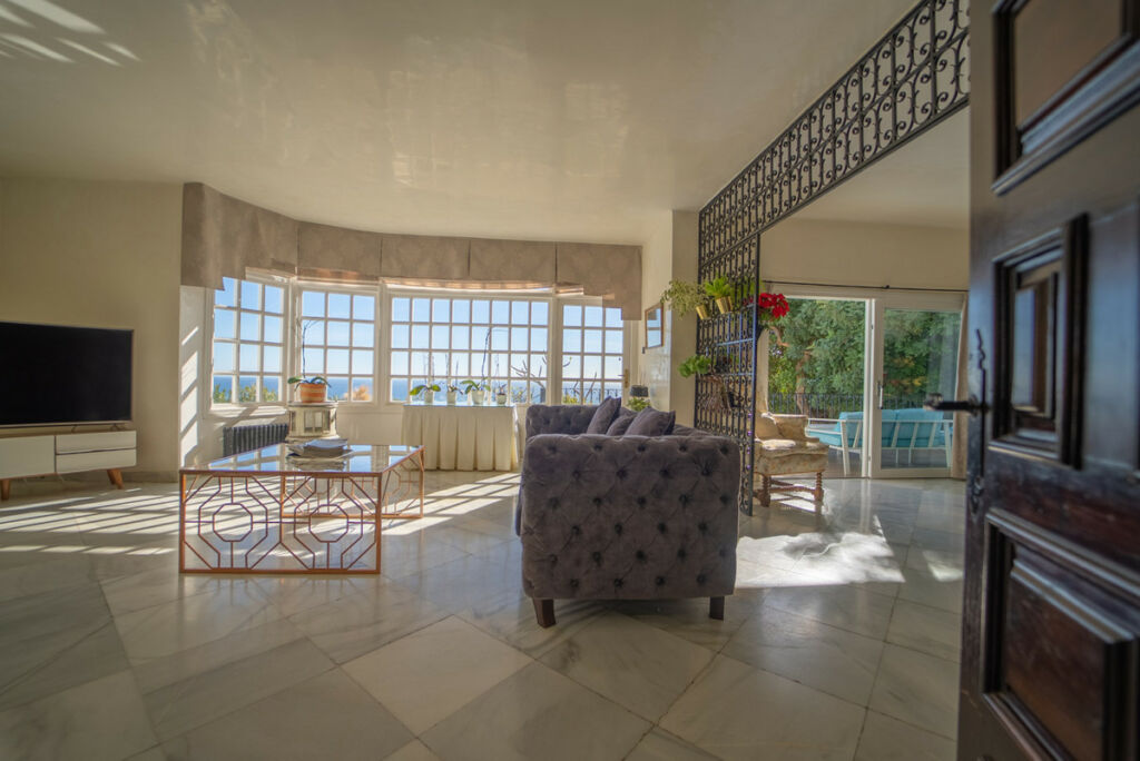 Detached Villa Benalmadena Málaga - image 8