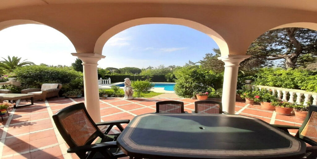Detached Villa Marbesa Málaga - image 8