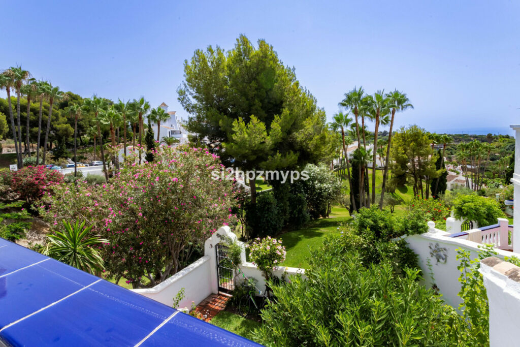 Ground Floor Apartment Nerja Málaga - image 8