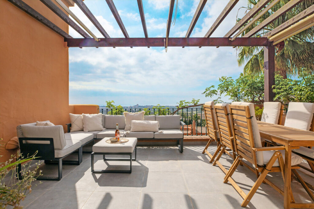 Penthouse Nueva Andalucía Málaga - image 9