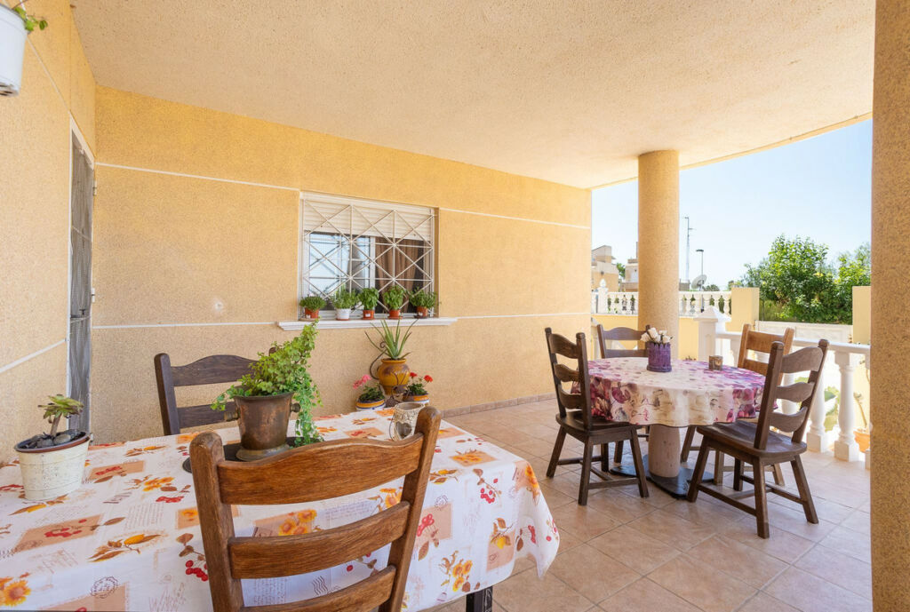 Detached Villa La Siesta Alicante - image 8