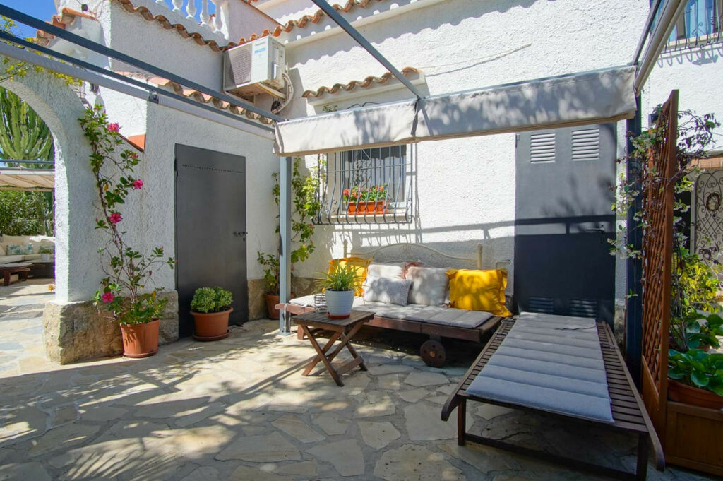Detached Villa Els Poblets Alicante - image 8