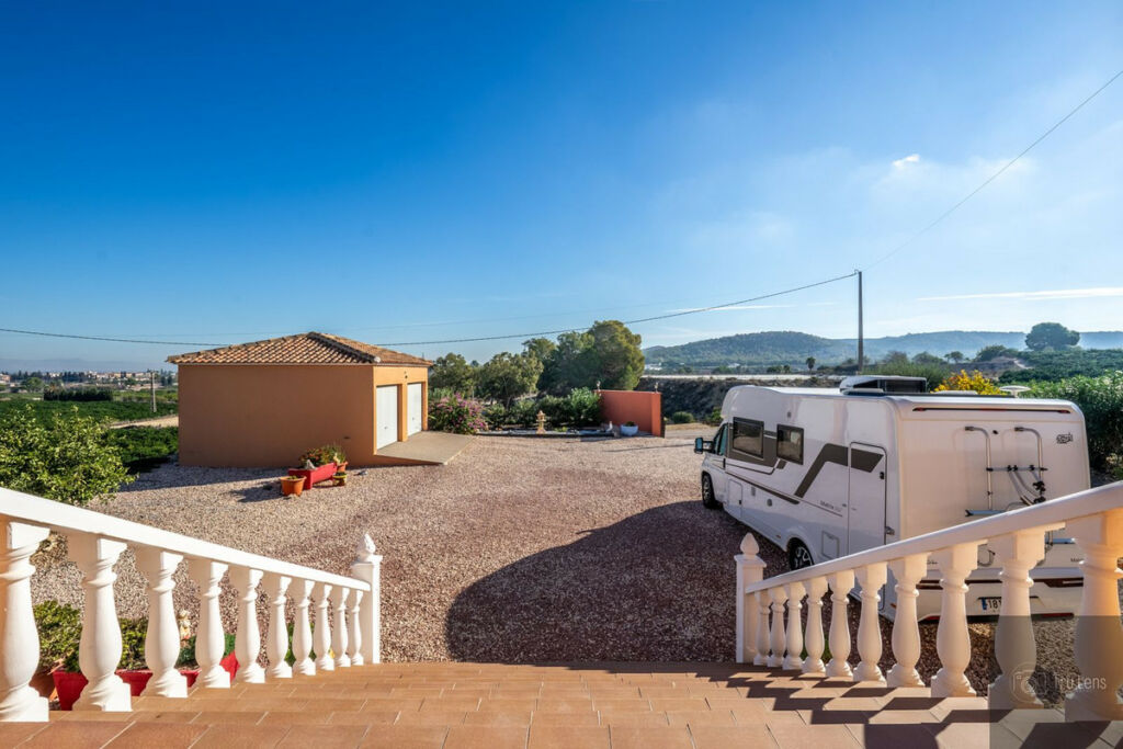 Detached Villa Benejuzar Alicante - image 8