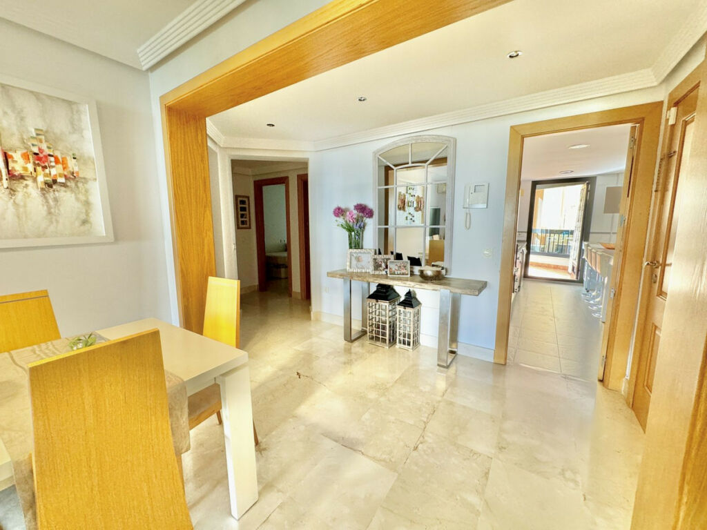 Middle Floor Apartment San Pedro de Alcántara Málaga - image 8