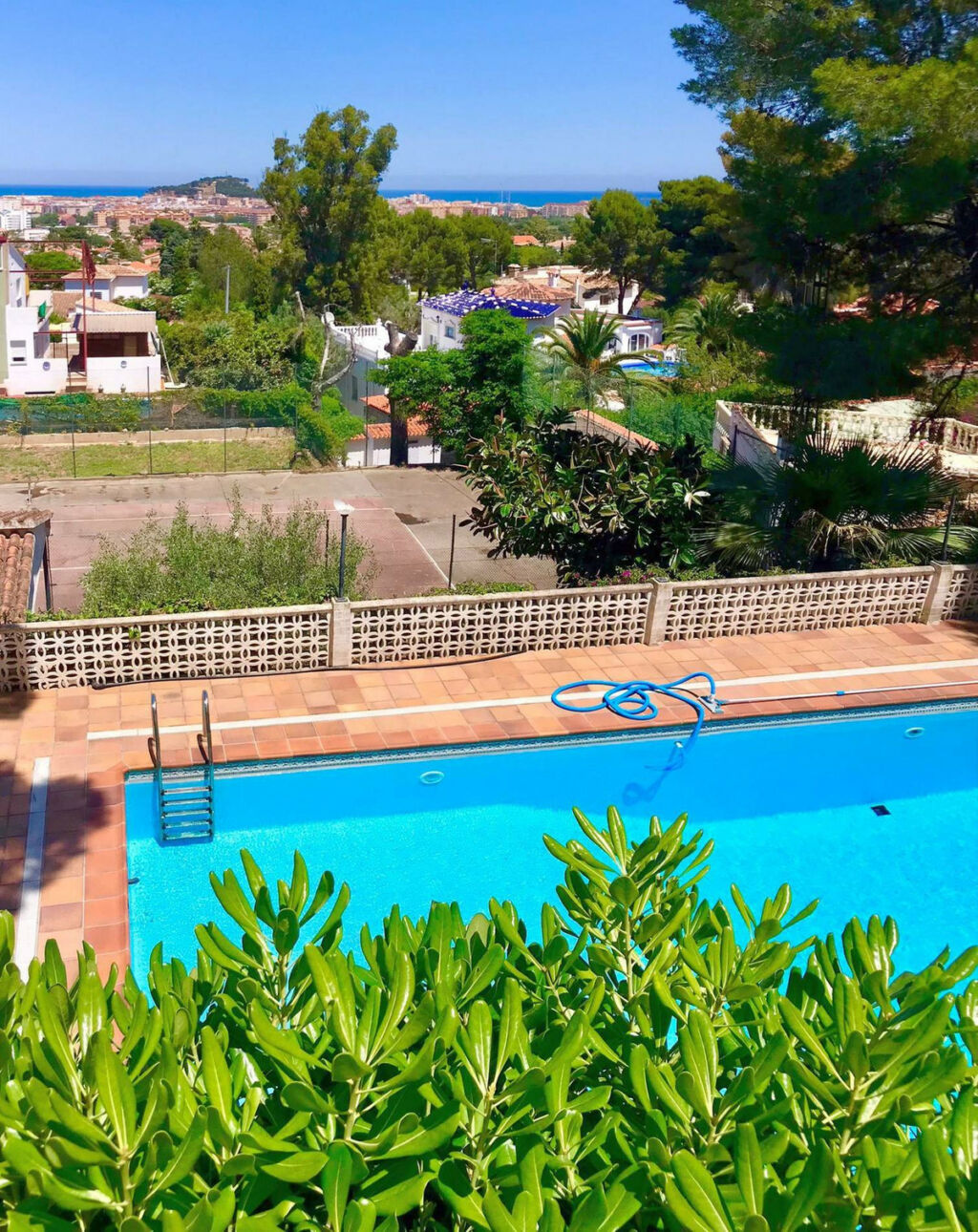 Detached Villa Denia Alicante - image 8