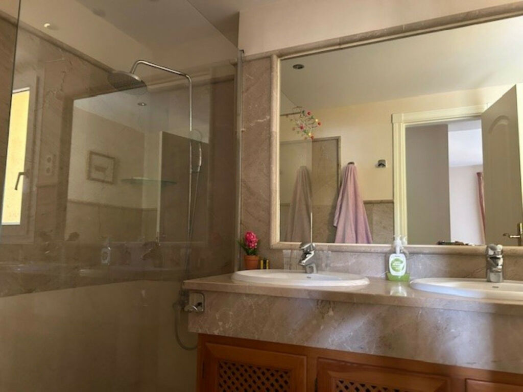 Ground Floor Apartment Marbella Málaga - image 8