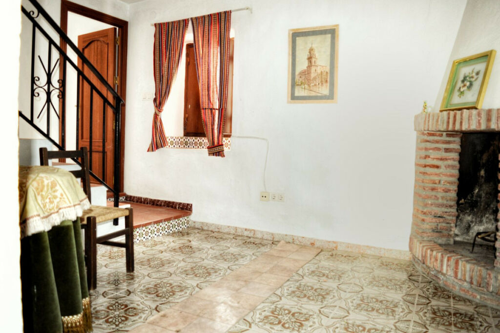 Townhouse Cómpeta Málaga - image 8