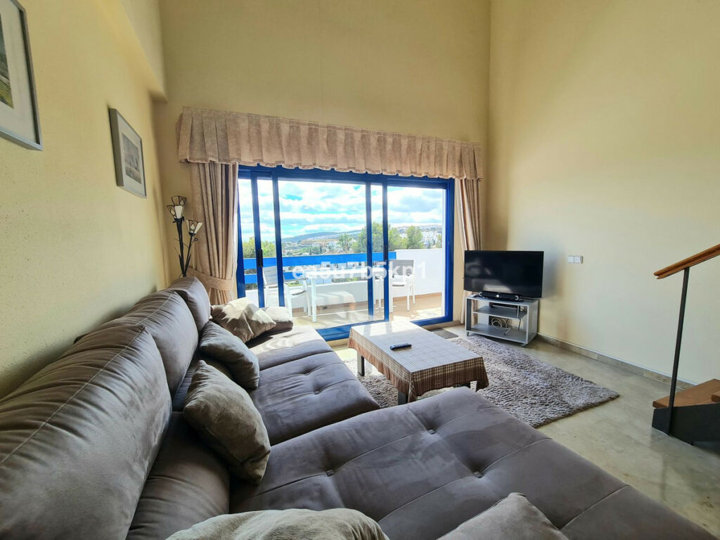 Penthouse Duplex La Duquesa Málaga - image 9