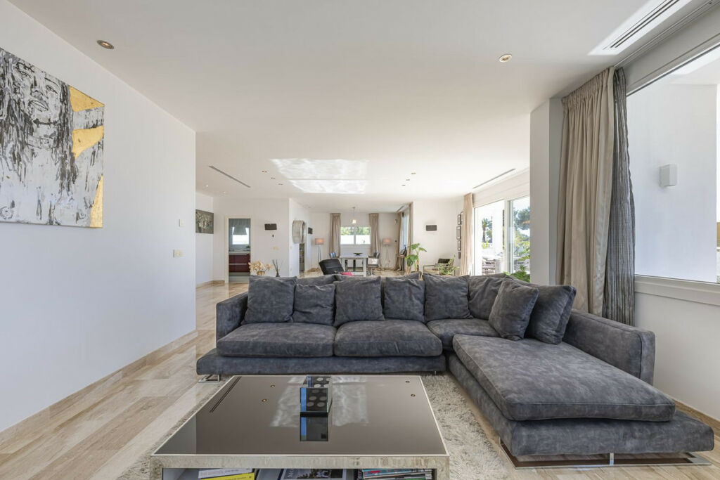Detached Villa El Rosario Málaga - image 9