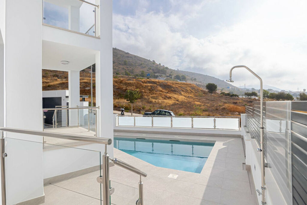 Detached Villa Nerja Málaga - image 9